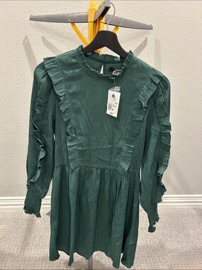 forever 21 dark green dress | Dresses | Forever 2 Khaki Ribbed Tie Front Bodycon Long Sleeve Mini dark green prom dress From Janhvi Kapoor To Shoe size:UK 5 | US 6 | EU 39 | style_code:356201